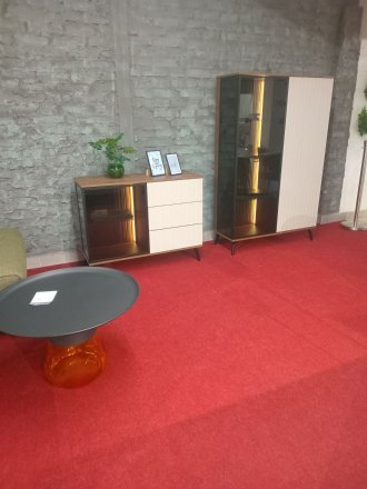 Вітрина висока з підсвіткою Вічі / Vici WT103 2-дверна Горіх/кашемір Perfect Home Польща (PFH-091278) Вітрина висока з підсвіткою Вічі / Vici WT103 2-дверна Горіх/кашемір Perfect Home Польща (PFH-091278)