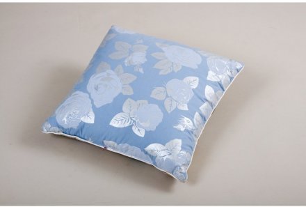 Подушка 60х60 см пух 2% перо 98% Подушка 60х60 см пух 2% перо 98%