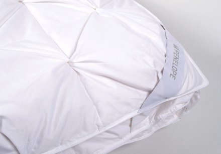 Ковдра Innovia пухова 220х240 см King size 2000022267663 Ковдра Innovia пухова 220х240 см King size 2000022267663