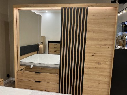 Шафа напівкупе для одягу Perfect Home Таллі / Tally 4-дверна з дзеркалом 4D2S/220 Дуб артизан/антрацит (PFH-091097) Шафа напівкупе для одягу Perfect Home Таллі / Tally 4-дверна з дзеркалом 4D2S/220 Дуб артизан/антрацит (PFH-091097)