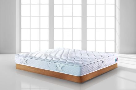 Матрас безпружинний Luna 160х195х25 см