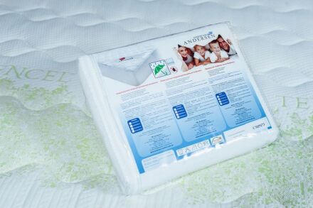 Наматрацник водонепроникний 90х190х25 см (CMP077) Наматрацник водонепроникний 90х190х25 см (CMP077)